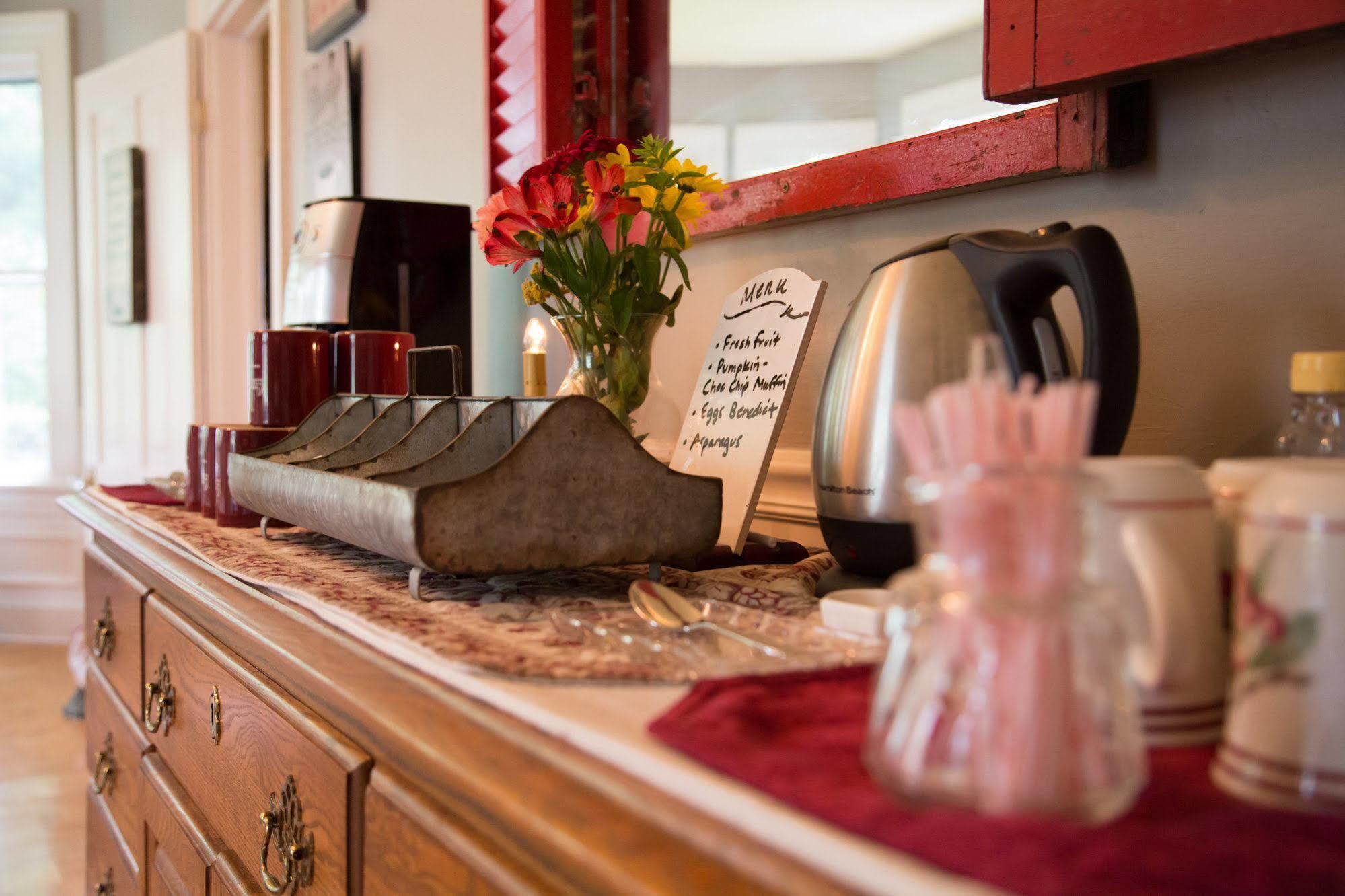 Lovingston Orchard House B&B מראה חיצוני תמונה